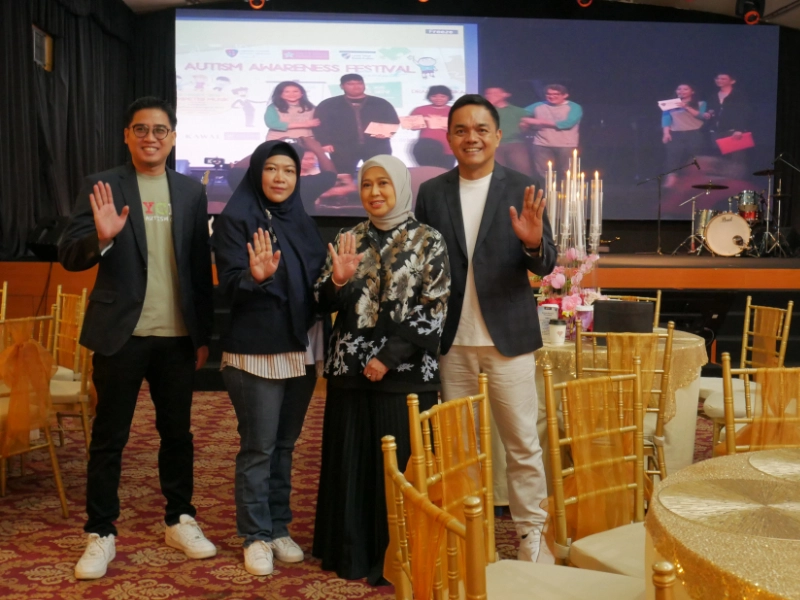 Penghargaan - Autism Parent 2 (1)